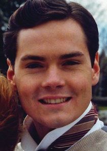 Jonathan Crombie
as Gilbert Blythe