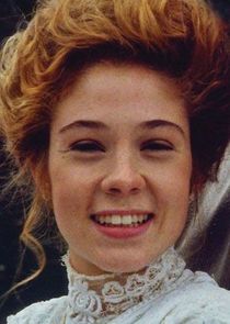 Megan Follows
as Anne Shirley