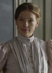 Marilyn Lightstone
as Muriel Stacy