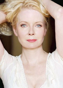 Charmion King
as Aunt Josephine