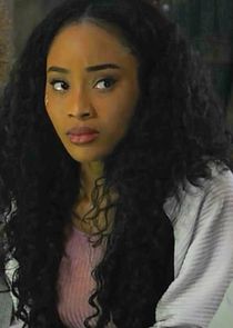 Pepi Sonuga-Rogers
as Lacey Emery