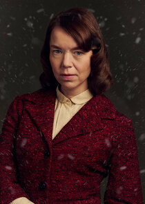 Anna Maxwell Martin
as Lily Thomas