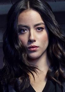 Chloe Bennet
as Daisy 