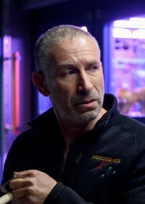 Mark Ivanir
as Misha Popov