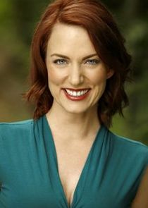 Geri Hall
as Christine