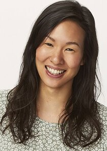 Sue Ann Pien
as Violet Wu