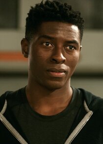 Tongayi Chirisa
as Richard Ncube