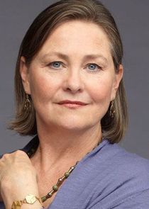 Cherry Jones
as Dr. Judith Evans