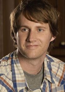 Derek Richardson
as Steve Nolan