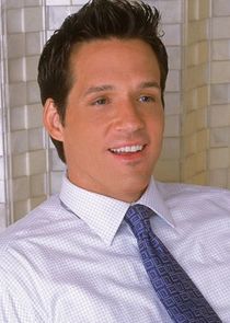 Josh Hopkins
as Raymond Milbury