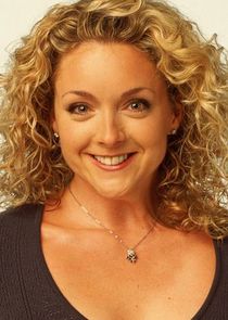 Jane Krakowski
as Elaine Vassal