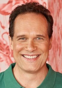 Diedrich Bader
as Greg Otto