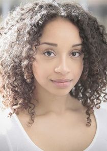 Siena Kelly
as Amy Deighton