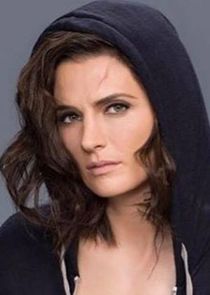 Stana Katic
as Emily Byrne