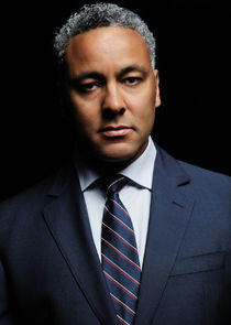 Christopher Colquhoun
as Special Agent Derek Crown