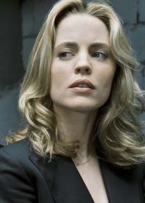 Melissa George
as Lauren Reed