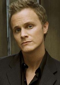 David Anders
as Julian Sark