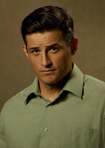 Enver Gjokaj
as Daniel Sousa