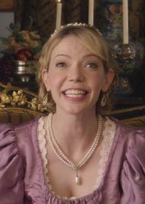 Riki Lindhome
as Beatrice Bellacourt