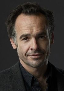 Paul Blackthorne
as Detective Quentin Lance
