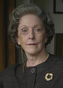 Patricia Hodge
as Ursula Thorpe