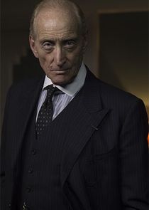 Charles Dance
as Justice Lawrence Wargrave