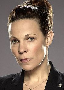 Lili Taylor
as Capt. Sandra Maldonado
