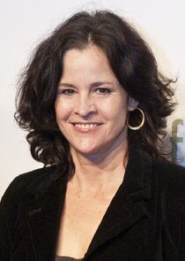 Ally Sheedy
as Carol