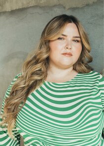 Lily Mae Harrington
as Felicia