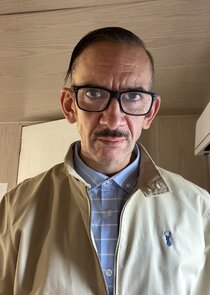 Neil Ashton
as Davey MacDonagh