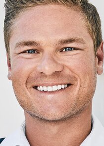 Ashton Pienaar
as Bosun