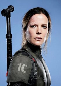 Katie McGuinness
as Josie Wellstead