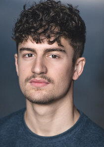 Luke Nunn
as Simon Calvert