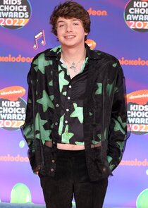 Karl Jacobs
as Co-Host