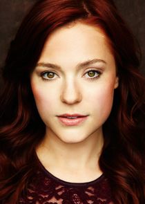 Ella Scott Lynch
as Doctor Nina Hirsch