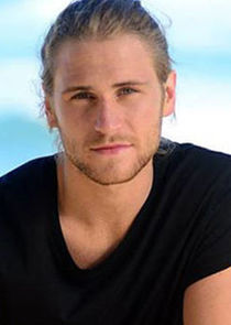 George Mason
as Ritchie Cormack