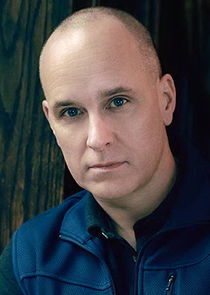 Kelly AuCoin
as 