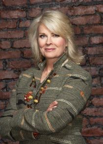 Candice Bergen
as Shirley Schmidt