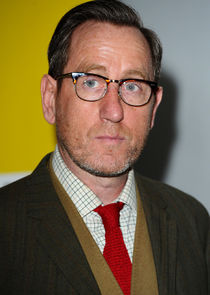 Michael Smiley
as Roger Muldoon