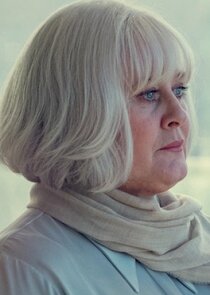 Sarah Lancashire
as Mrs. Reed