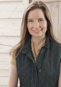 Lennon Parham
as Kay Bowman