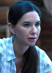 Sera-Lys McArthur
as Kodie Chartrand