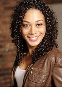 Cherissa Richards
as Elise Moore