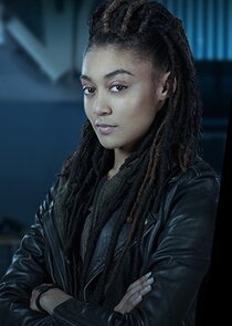 Mercedes Morris
as Renee Tofoli