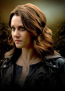 Jordan Todosey
as Tracey Creeker