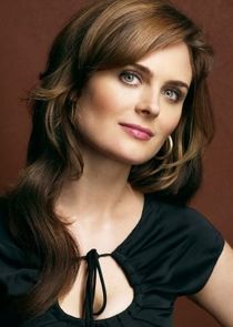 Emily Deschanel
as Dr. Temperance 