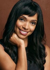 Tamara Taylor
as Dr. Camille 