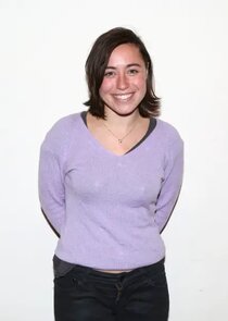 Emma Galvin
as Daisy