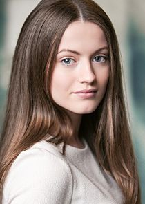 Lauren McQueen
as Nell