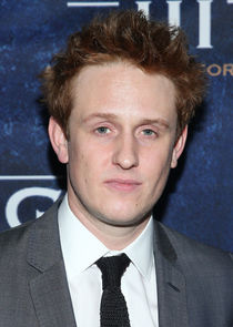 Richard Goulding
as Oliver Trenchard